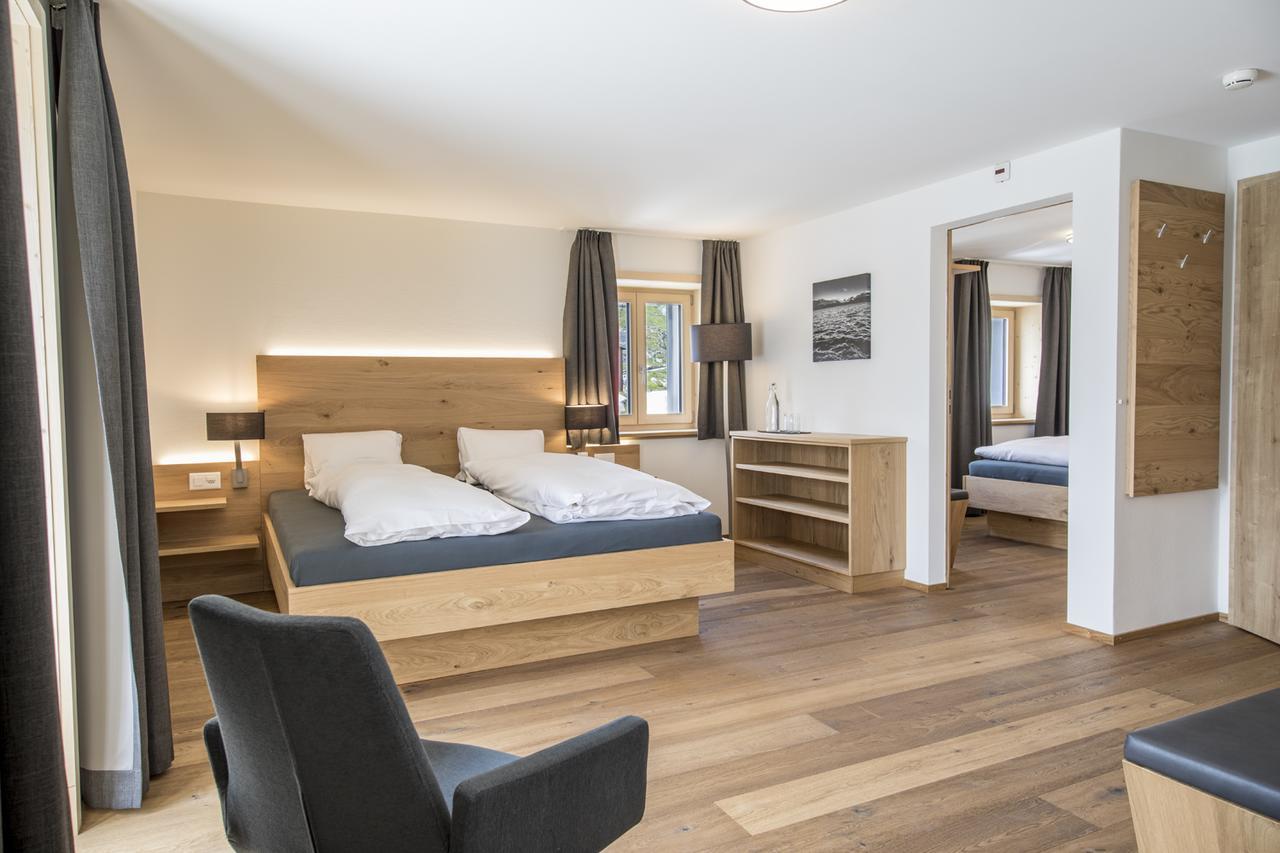 Hotel Grimsel Passhoehe Oberwald Buitenkant foto