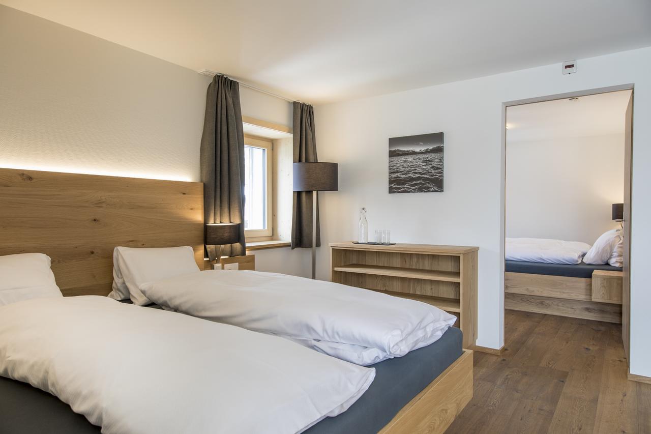 Hotel Grimsel Passhoehe Oberwald Buitenkant foto