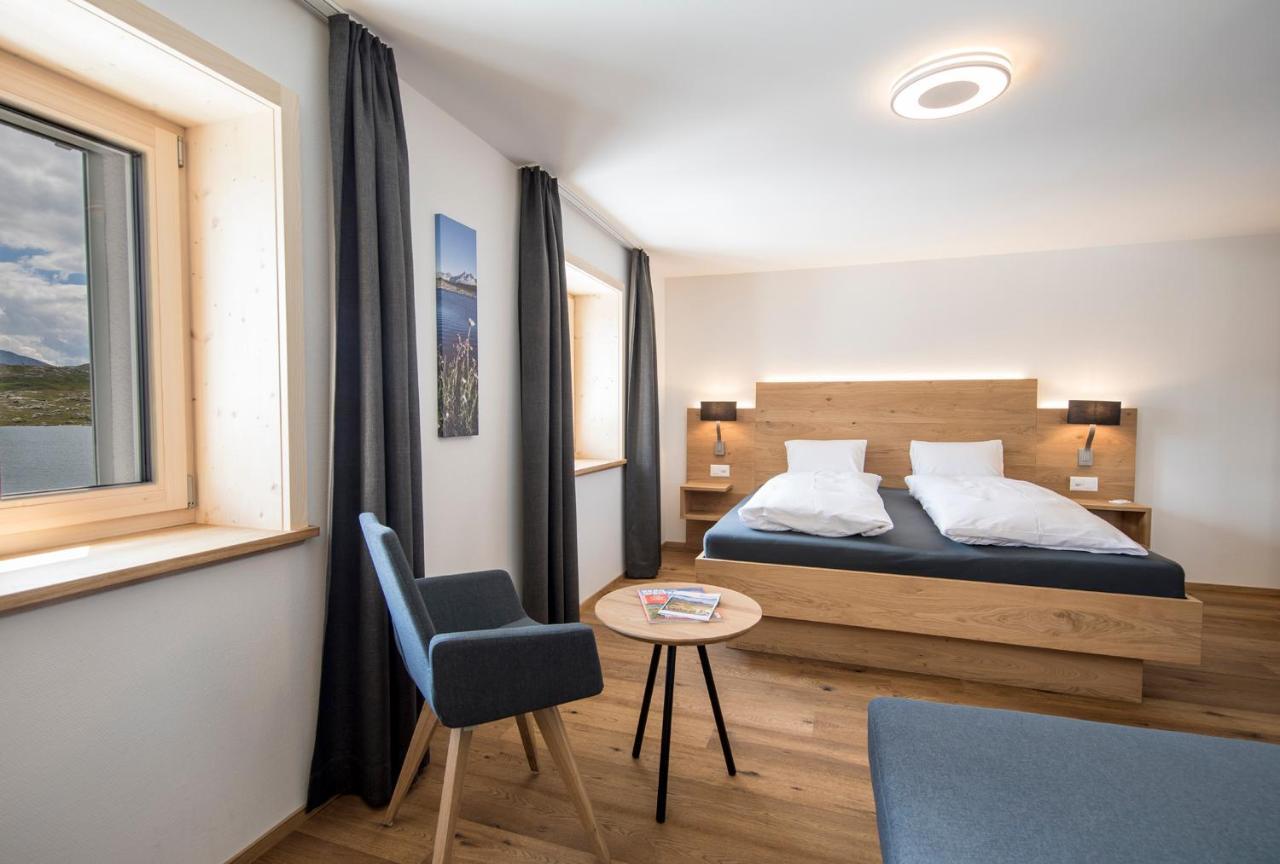 Hotel Grimsel Passhoehe Oberwald Buitenkant foto