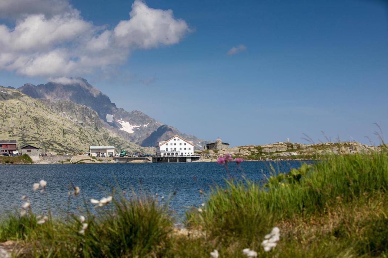 Hotel Grimsel Passhoehe Oberwald Buitenkant foto