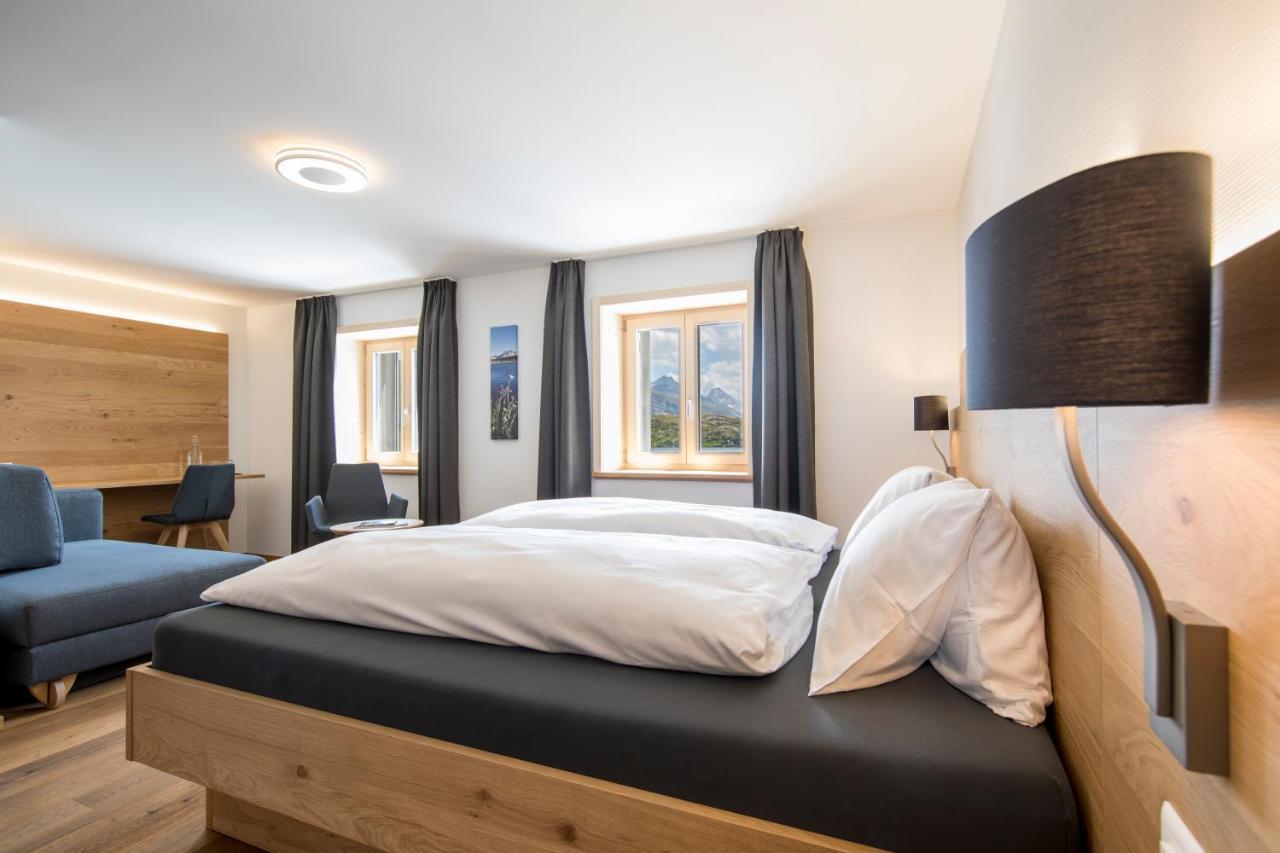 Hotel Grimsel Passhoehe Oberwald Buitenkant foto